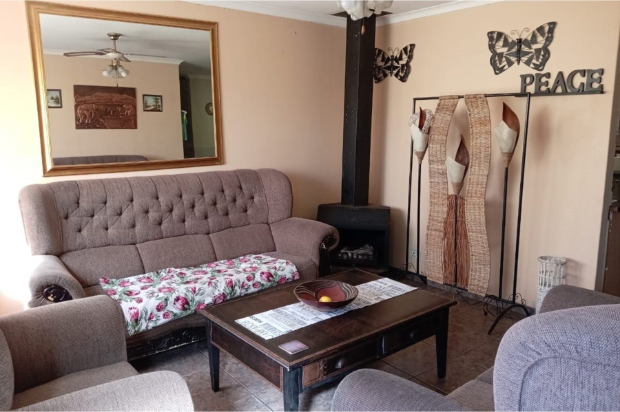 3 Bedroom Property for Sale in Gaylee Western Cape